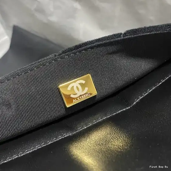 First Bag Ru CHANEL SMALL HOBO HANDBAG 0625